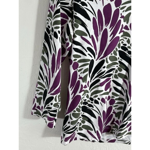 Chicos White Purple Olive Floral 3/4 Sleeve V-Neck Cotton Woman Sz 1 Medium Top - Picture 9 of 13